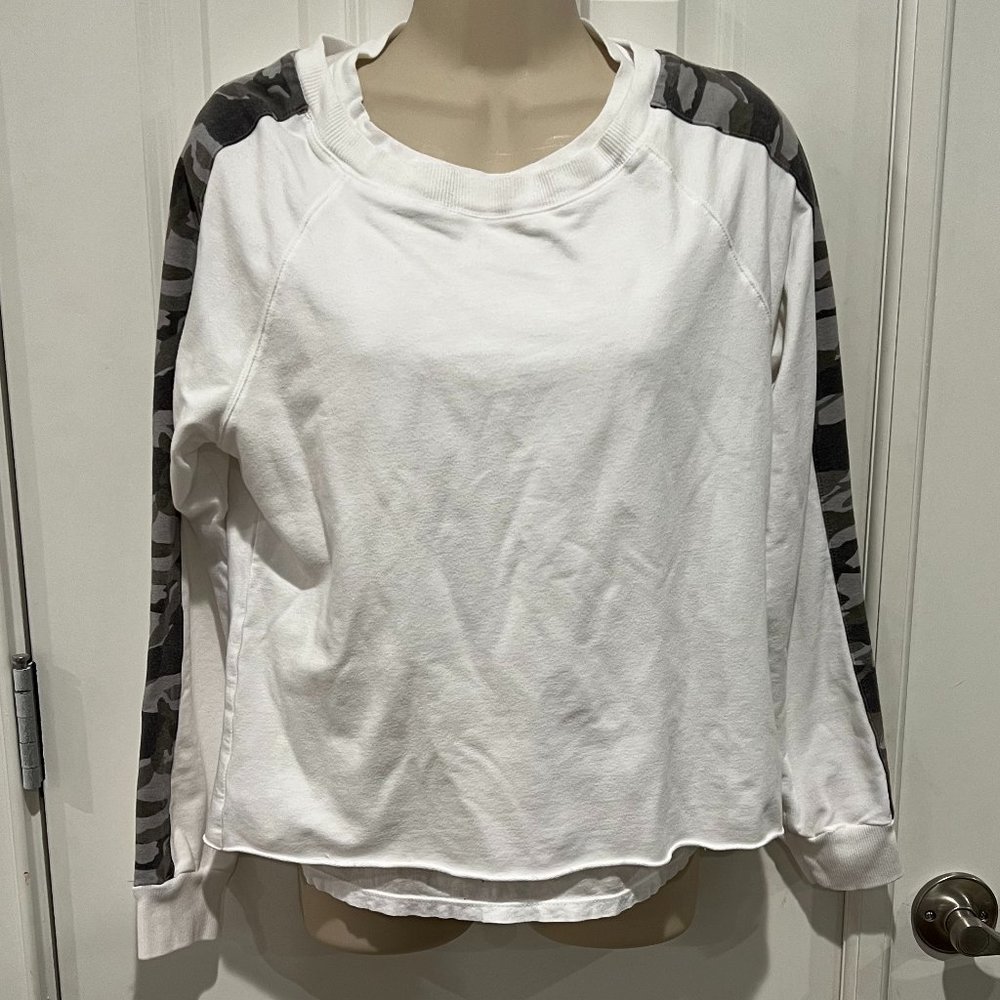 Monrow Double Layer Sweatshirt Camo Stripe Sleeve… - image 2